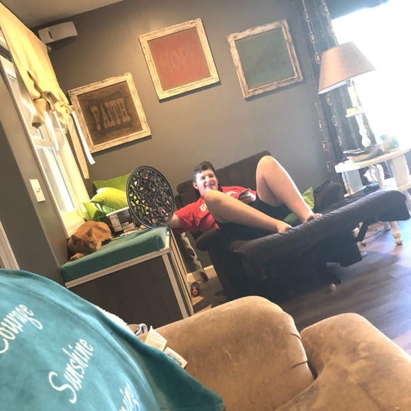 Sheild - Picture 4 of 8